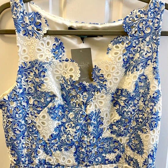 Starflower Scalloped Dress - Picture 6 of 7